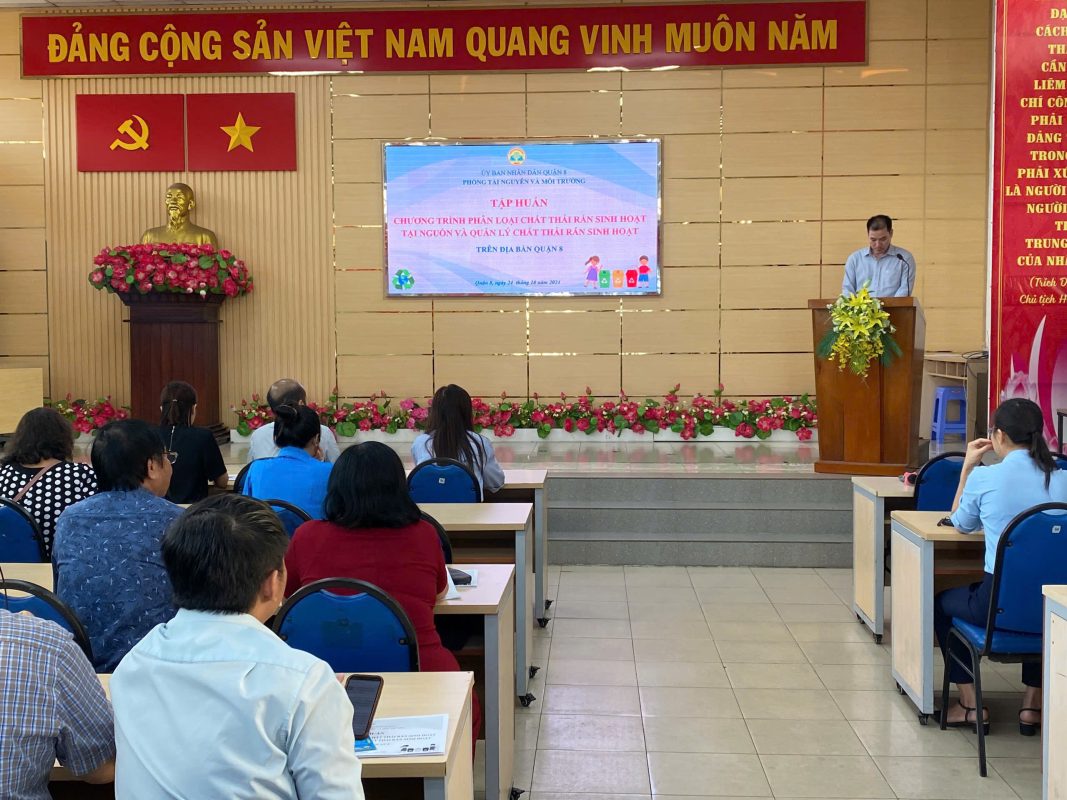 Grac tập huấn phân loại rác