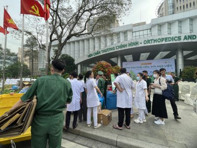 Toàn cảnh buổi sự kiện Grac Green Point đồng hành cùng chương trình “ATM thu phế liệu, đổi học liệu” tại Bệnh viện Quân y 175